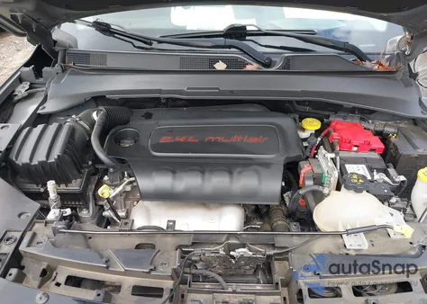 2021 Jeep Compass Trailhawk 4X4 из США, поврежденный, VIN 3C4NJDDB1MT538043